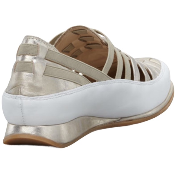 Stuart Weitzman Move In Strappy Elastic Sneaker - Picture 4 of 12